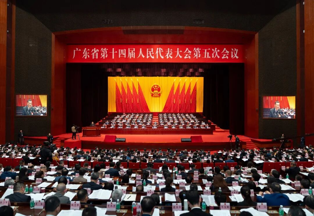 <CMSPRO_DOCUMENT FIELD='title' AUTOLINK='false'>标题</CMSPRO_DOCUMENT>